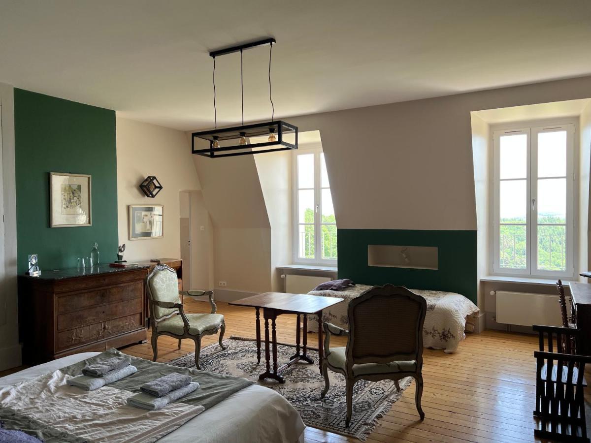 Chateau Des Faugs Pensión *
